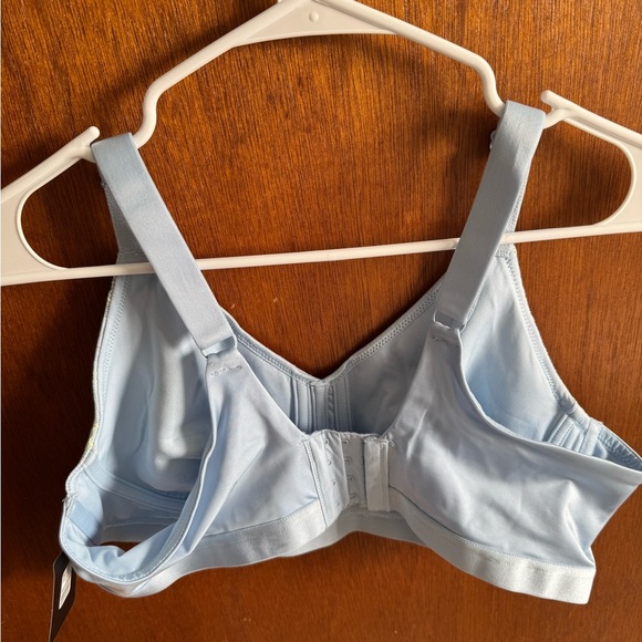 NWT Wireless Penningtons bra - Picture 4 of 4